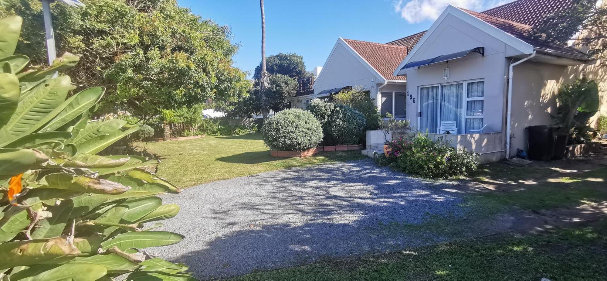 The Coelacanth Guest House And Beach Thyme Self Catering Kiddʼs Beach Dış mekan fotoğraf